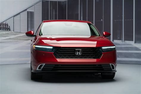 2023 Honda Accord Debuts New Look Hybrid Updates Cnet Headlamps
