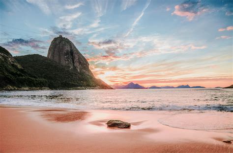 Beach In Urca Rio De Janeiro Brazil 4k Ultra Hd Wallpaper