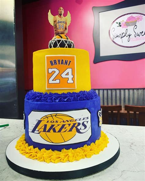 Kobe Bryant Cake Creative Birthday Cakes Holiday Party Crafts