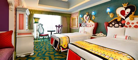 Theme attraction resorts & hotels. Tokyo Disneyland unveils new Disney character themed hotel ...