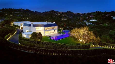 Heres The 85 Million Beverly Hills Mansion Jennifer Lopez And Ben