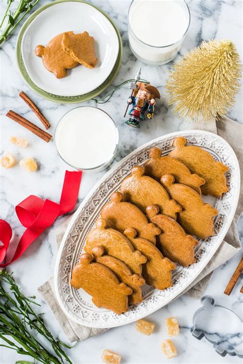 From doughy fried churros to a refreshing mango raspado, these 13 traditional mexican desserts delightfully sweeten the end of any meal. 19 best Mexican Christmas Desserts images on Pinterest ...