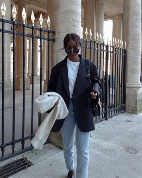 7 Classic French Fashion Outfits Parisians Wear On Repeat Who What Wear Uk