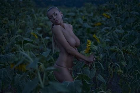 Elina Svetlova Naked Photos The Fappening