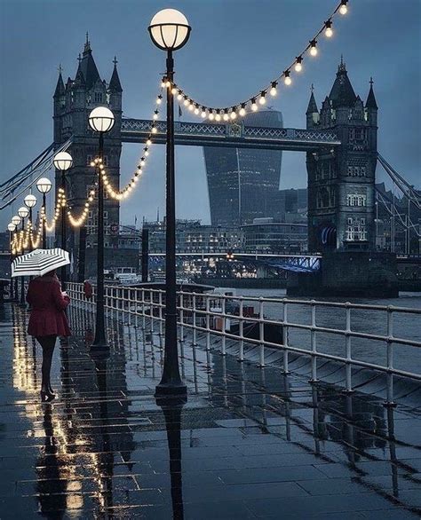 Raining In London London Rain London Places London Travel