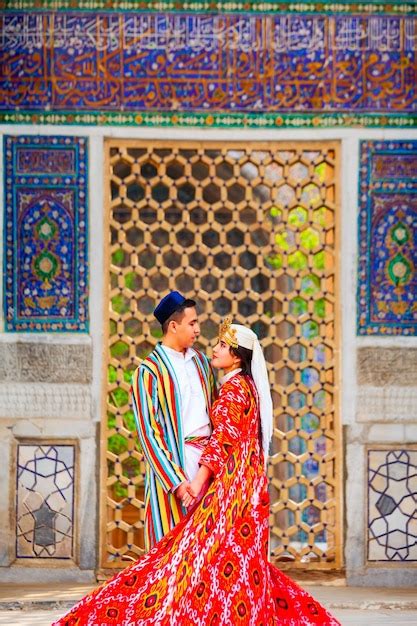 Premium Photo Wedding In Traditional Uzbek Dresses Registan
