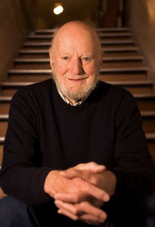 Read lawrence ferlinghetti's bio and find out more about lawrence ferlinghetti's songs, albums, and chart history. Lawrence Ferlinghetti Pictures and Photos