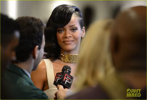 Rihanna Nude By Rihanna Fragrance Launch Photo 2767546 Rihanna