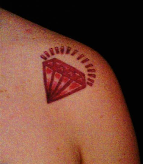 Small Red Diamond Tattoo On Shoulder For Girls Tattoomagz › Tattoo