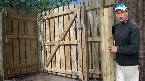 Style is important in garden fence choice. How To Build A Fence Gate, Perfect Mount Trick - YouTube