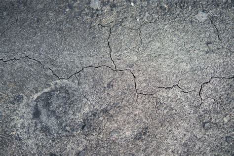 Free Photo Closeup Shot Of The Cracked Stone Texture