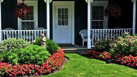 21 Front Yard Landscaping Ideas To Elevate Your Homes Charm