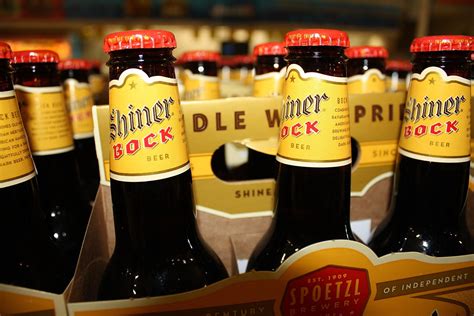 Review Of Shiner Bock The Sweet Beer Of Texas