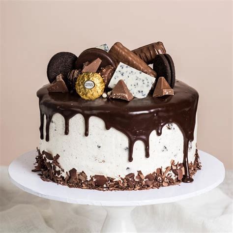 Death anniversary cake design : Death by Chocolate Drip Cake