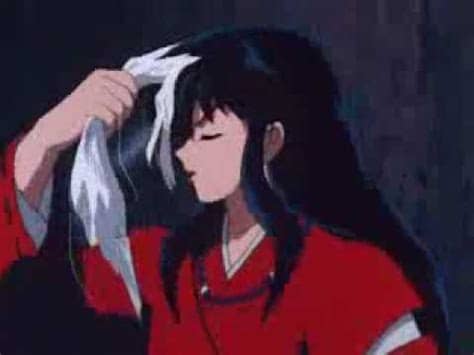 He has human ears instead of his usual dog ears, no fangs, blunt nails, and black eyes. Inuyasha Turns Human - YouTube