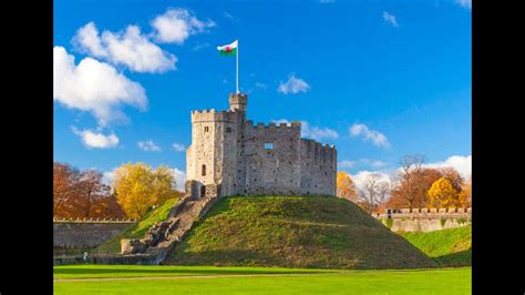 It is bordered by england to the east, the irish sea to the north and west. Cardiff, South Wales, Wales, United Kingdom, Europe - YouTube