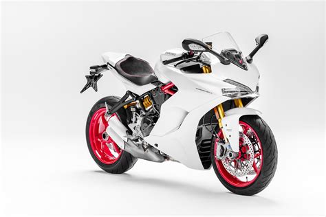 См., исправен, птс, без пробега. Ducati Unveils New SuperSport Range, Priced From £10,995