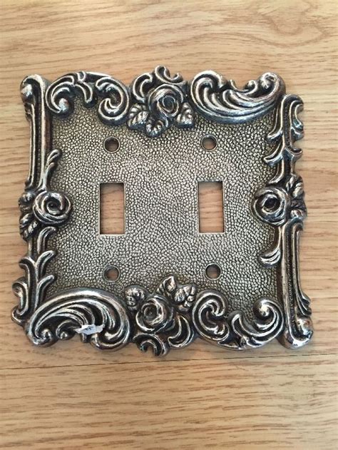 Vtg American Tack Hardware 1967 Gothic Rose Double Light Switch Plate