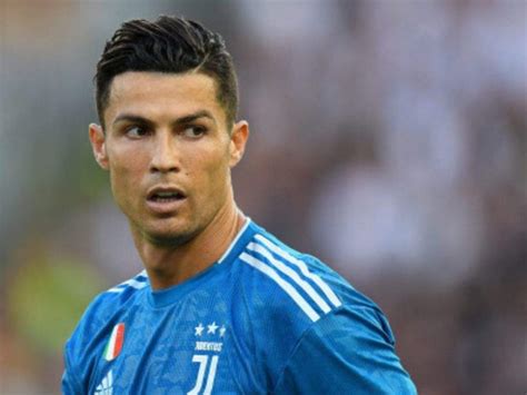 Cristiano Ronaldo Net Worth How Much Is He Worth Storia