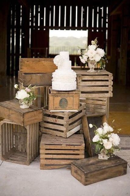 35 Ways To Use Rustic Wood Pallets In Your Wedding Do It Yourself