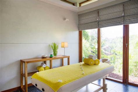 Book Hotel Tri Lanka Luxury Vacation Rentals By Zekkei