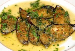 A continuación, veremos cómo cocer mejillones para que queden en su punto ideal. La cocina de Brendy - Recetas Caseras: Mejillones a la ...