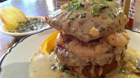 Eats New Orleans Favorites At Louie And The Redhead Lady In Bay St