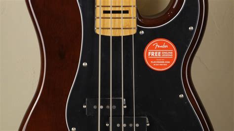 Squier By Fender Classic Vibe 70 Precision Walnut 0374520592