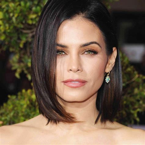 14 Gorgeous Square Jaw Short Haircuts That Are Super Cuts