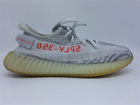 Adidas Yeezy Boost 350 V2 Blue Tint Refurbished Sneakers