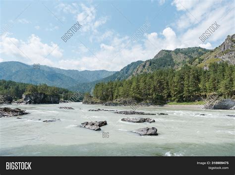 Confluence Two Rivers Image And Photo Free Trial Bigstock