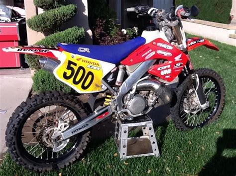 He's the guru behind this legendary bike and has built over 2,000 of them. Service Honda CR500AF for sale on 2040-motos