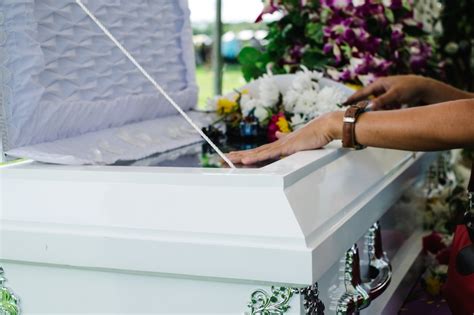How to Choose a Good Funeral Home - Last Seen