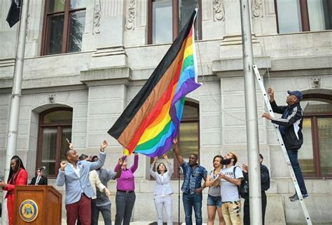 Why Philadelphia Added New Colors To The Lgbt Pride Flag Goodnet