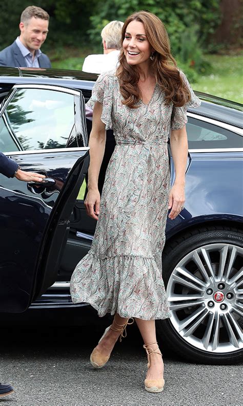 Look Del Día Kate Middleton Y Su Outift Totalmente Veraniego