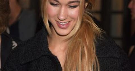 Ida nowakowska नाम के लोगों की प्रोफ़ाइल देखें. Ida Nowakowska jako BLONDYNKA (Instagram) | Kozaczek
