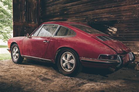 14 forgotten barn-find Porsches