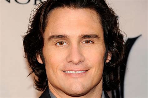 Joe Nichols Spills On His Alcoholism Abuse Filled Past In ‘backstory