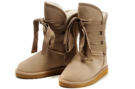 Il en existe de différentes tailles dans plusieurs coloris. bottes ugg taille grand ou petit
