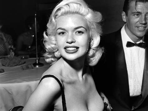Some continue to believe in the decapitation, even that her body may be buried in pen argyl while the complete mansfield is interred in pen argyl; Incredible Vintage Photos Of Jayne Mansfield ...