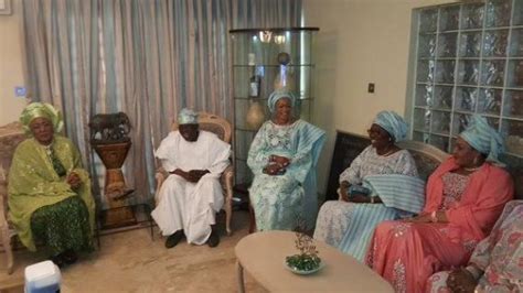 First Lady, Aisha Buhari Visits Her Husband's godfather ...