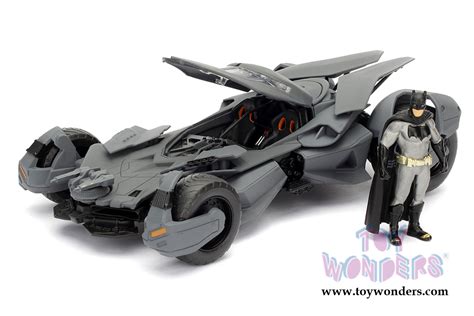 Jada Toys Metals Die Cast Batman Vs Superman Batmobile And Batman