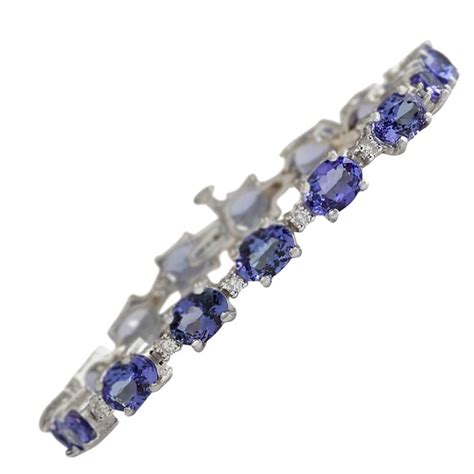 Approximately 10 carat total weight and proudly made in the usa. 17.59 Carat Natural Tanzanite 18 Karat White Gold Diamond ...