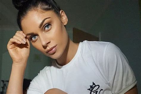 love island star cally jane beech who refused vaccine tells fans she hot sex picture