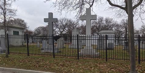 Calvary Catholic Cemetery in Evanston, Illinois - Find a Grave Cemetery