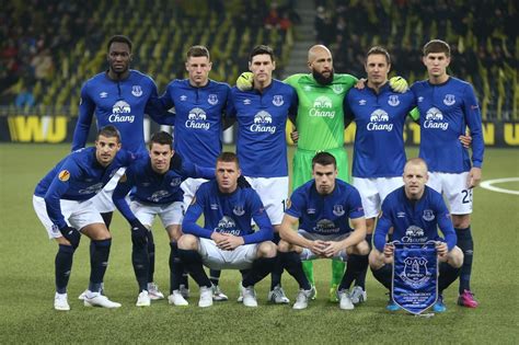 Everton Team Group Before The Match Everton Football Club Everton Fc Berne Nils Liverpool