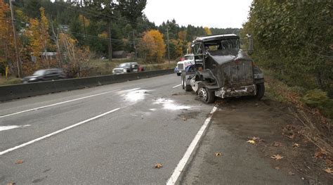Tractor Trailer Crash Delays Traffic On Highway 19 In Nanoose Bay Ctv