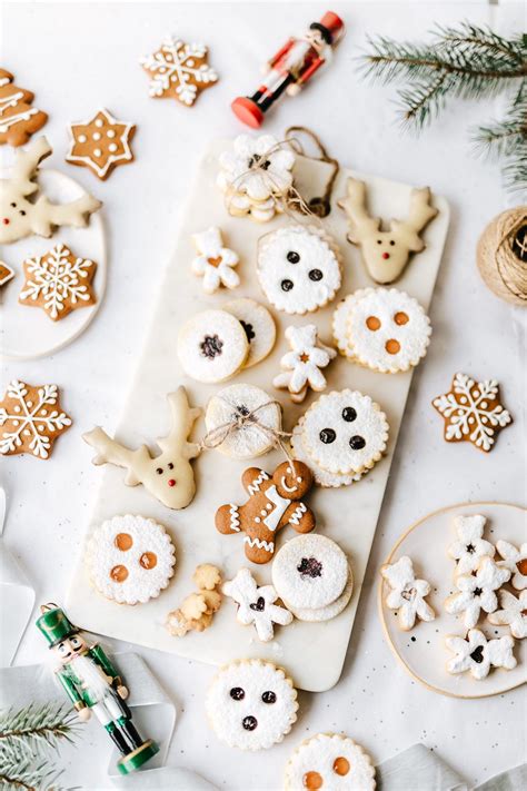 Sorting out what cookies get baked for christmas is less about going through her recipe list and choosing and more about remembering… These Are the Most Popular Christmas Cookies Across the ...