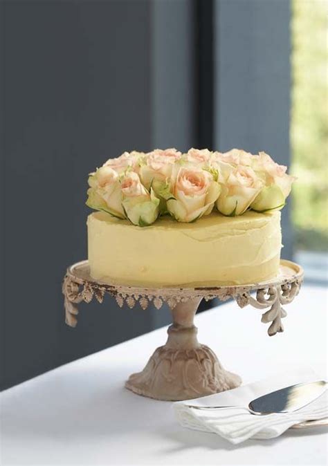 Golden Velvet Cake Cupcake Cakes Velvet Cake Cake