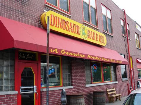 Click and drag the food to prepare it in the correct order and bring it to the customers. Dinosaur Bar-b-que | Roadfood